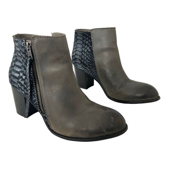 Diba True Womens Size 8 Gray Leather Ankle Boot Booties - Picture 1 of 8